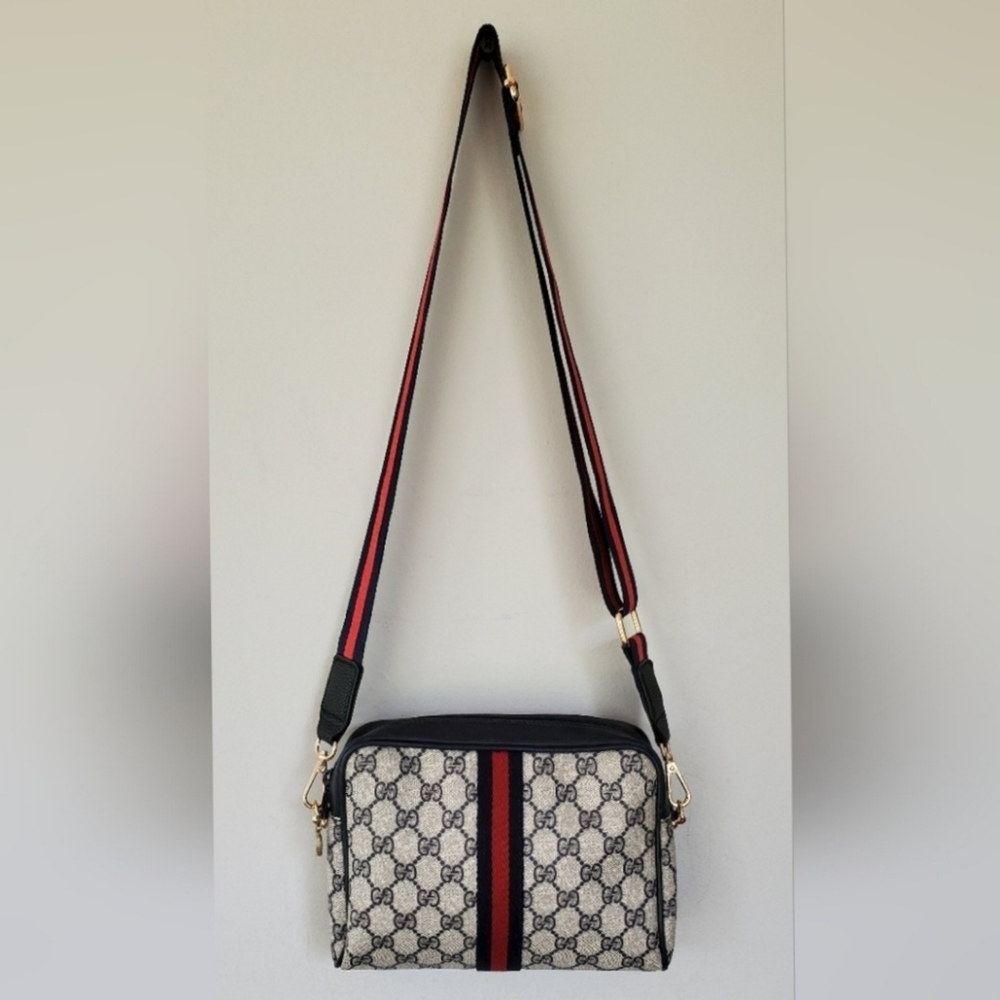 Gucci Navy and Red Crossbody Bag - Picture 3 of 13